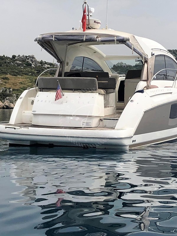 2009 PRESTIGE 38 S