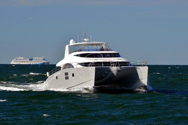 2015 SUNREEF 70 POWER