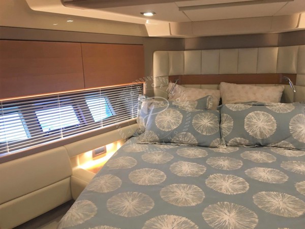 2016 AZIMUT 64 FLY