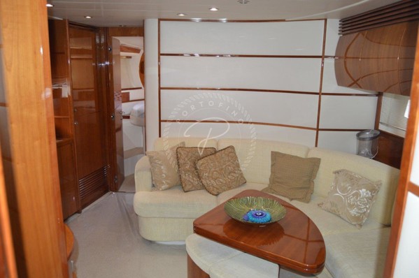 2005 PERSHING 50