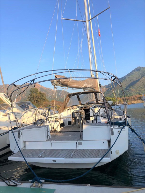 2016 AZUREE 46
