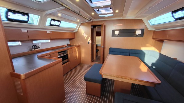 2022 BAVARIA 46 CRUISER 