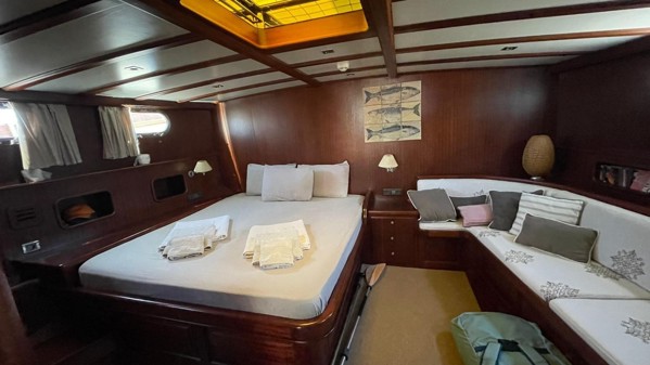 2011 TIRHANDIL CUSTOM 20 M WOODEN