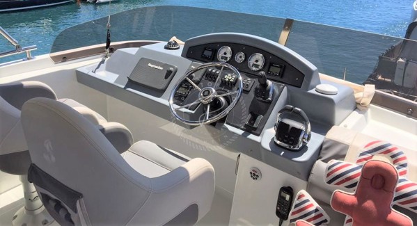 2014 BENETEAU SWIFT TRAWLER 50
