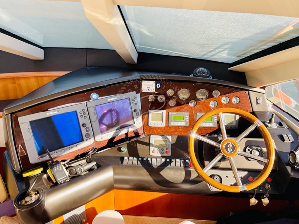 2007 SUNSEEKER MANHATTAN 60