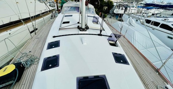 2018 BENETEAU SENSE 51 