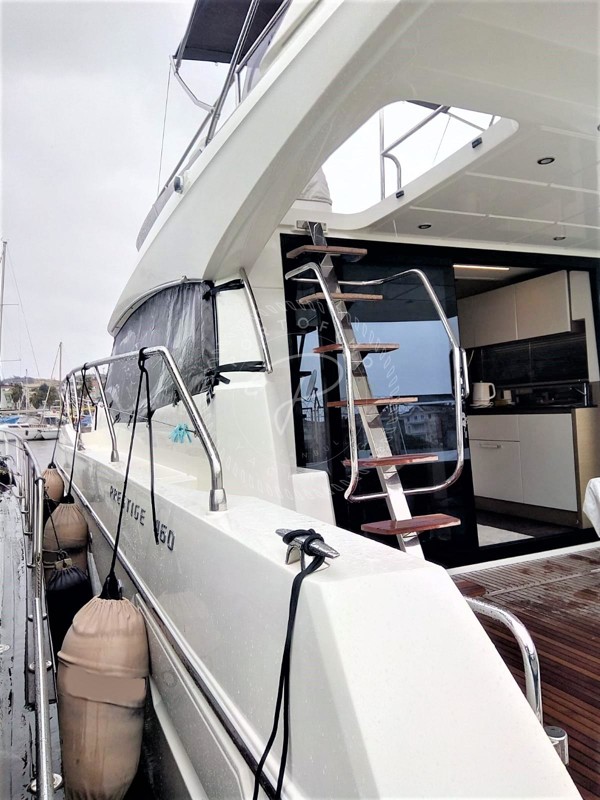 2018 PRESTIGE 460 FLY