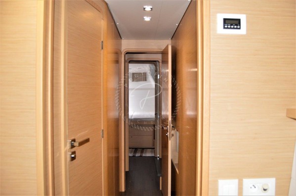 2013 LAGOON 450 F