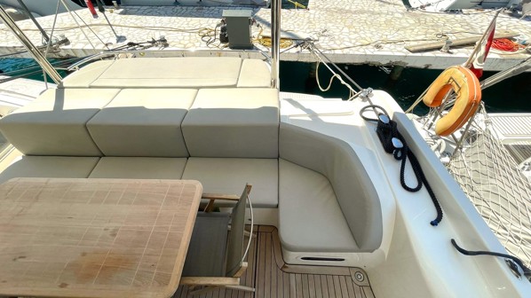 2019 ABSOLUTE 58 FLY