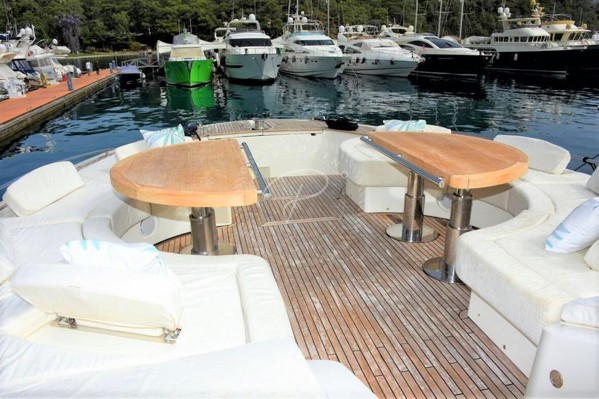 2013 MONTE CARLO YACHT 76