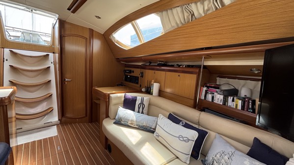 2008 JEANNEAU 42 DS 