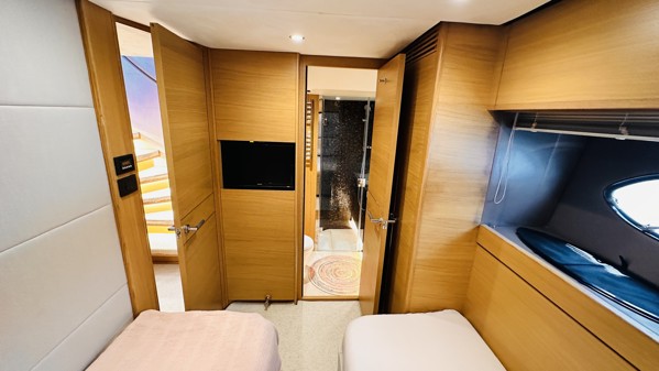 2014 PRINCESS 88