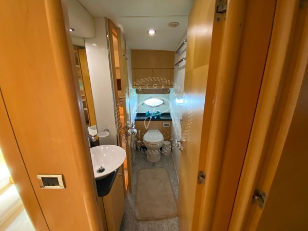 2006 SUNSEEKER PREDATOR 82