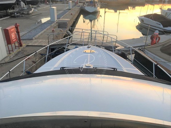 2007 AZIMUT 46 FLY