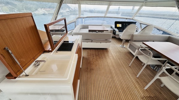 2018 AZIMUT 80