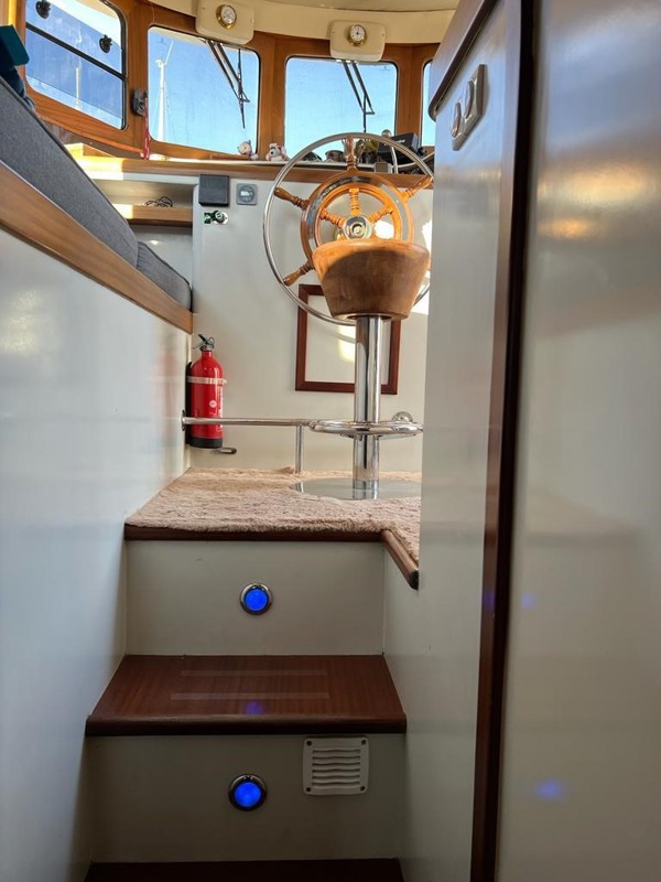 2005 DUDLEY DIX DESIGN ECHO 38 TUG BOAT