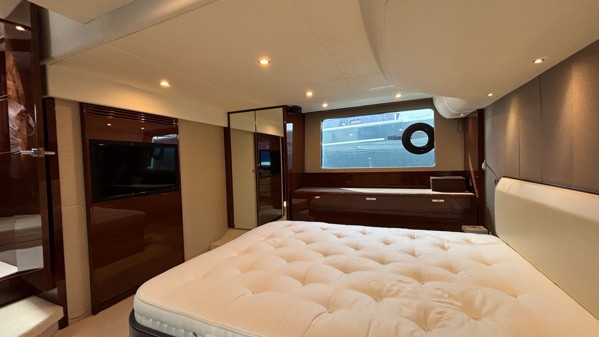 2013 PRINCESS 56 FLY 