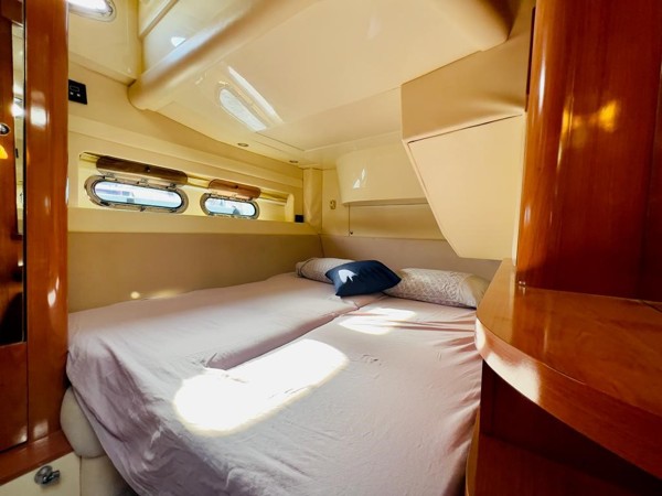 2009 SEALINE F42/5