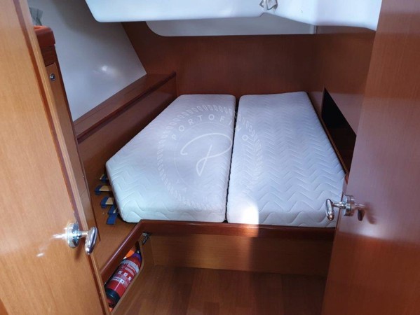 2009 BENETEAU OCEANIS 54