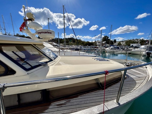 2014 GREENLINE 33 HYBRID