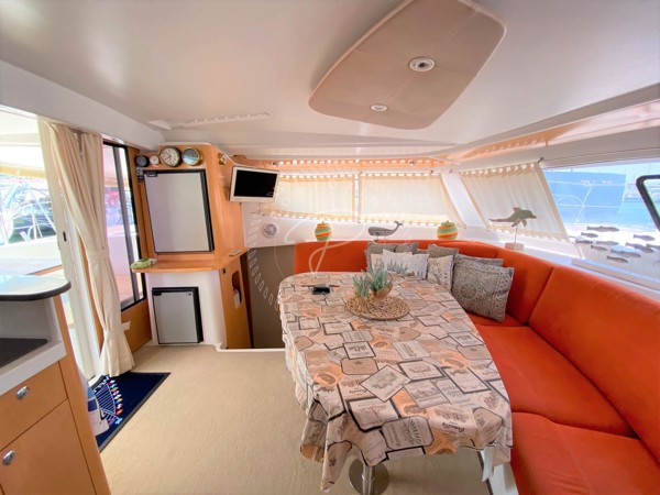 2008 FOUNTAINE PAJOT ORANA 44