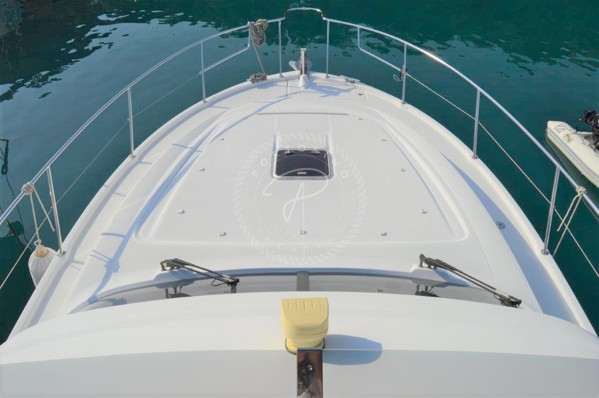 2013 BENETEAU ANTARES 42