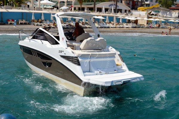 2015 COBREY 28 SC
