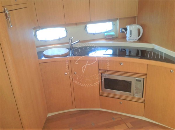 2008 FAIRLINE TARGA 47