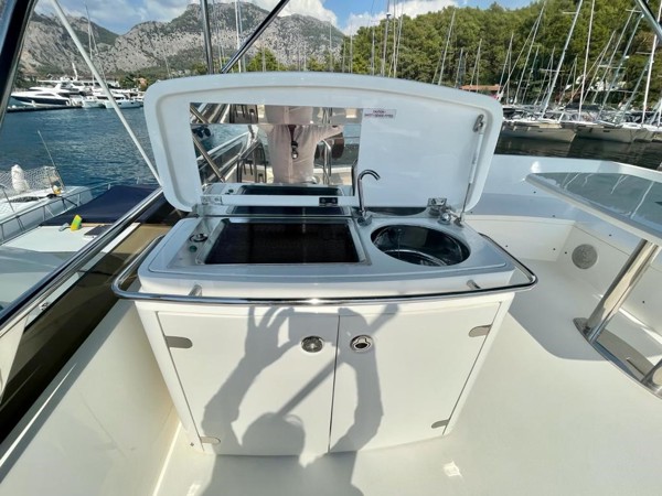 2009 PRINCESS 50