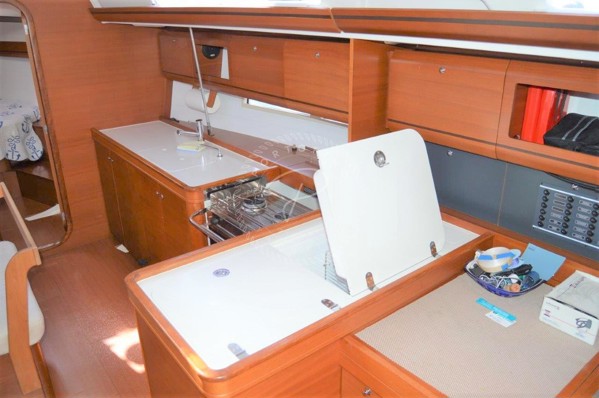 2011 DUFOUR 405 GRAND LARGE