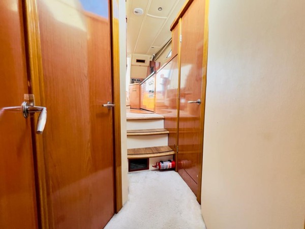 2009 SEALINE F42/5