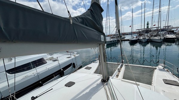 2008 LAGOON 440