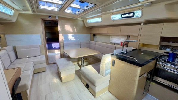 2022 HANSE 458