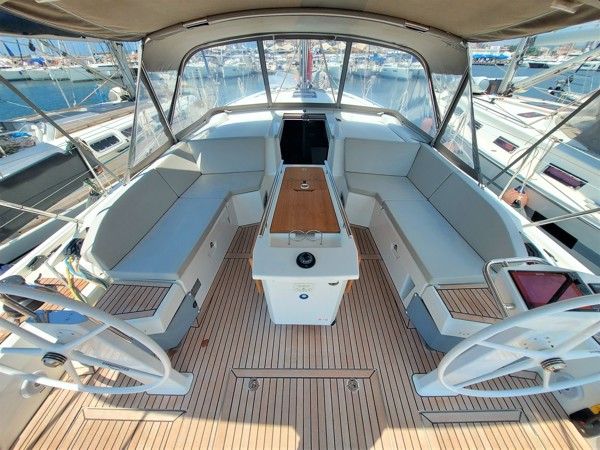 2021 BENETEAU OCEANIS 46.1 FIRST LINE
