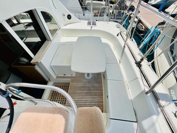 2016 LAGOON 380 OWNER'S CABIN