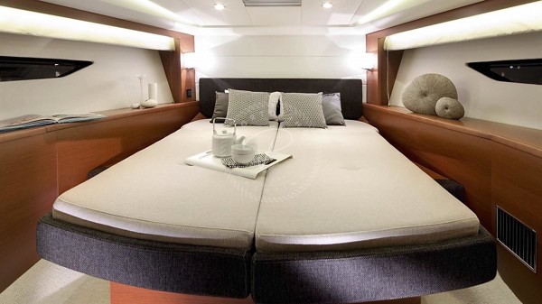 2011 PRESTIGE 500 FLY
