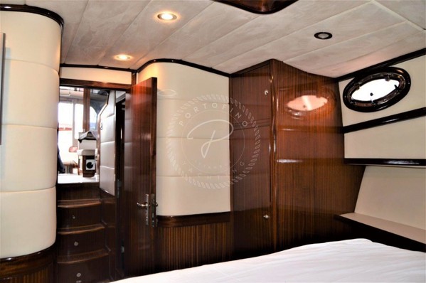 2007 ALEN YACHT 425