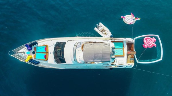2011 AZIMUT 62 FLY