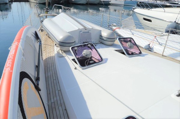 2012 JEANNEAU 53