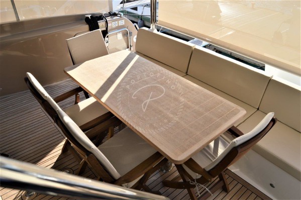 2017 ABSOLUTE NAVETTA 58