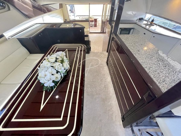 2003/2020 FERRETTI YACHTS 680