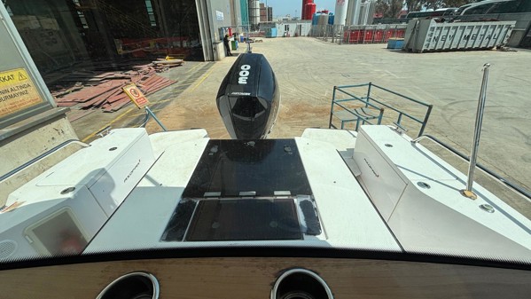 2021 AXOPAR 28 CABIN