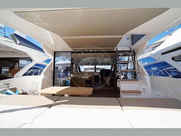 2014 ABSOLUTE 52 FLY