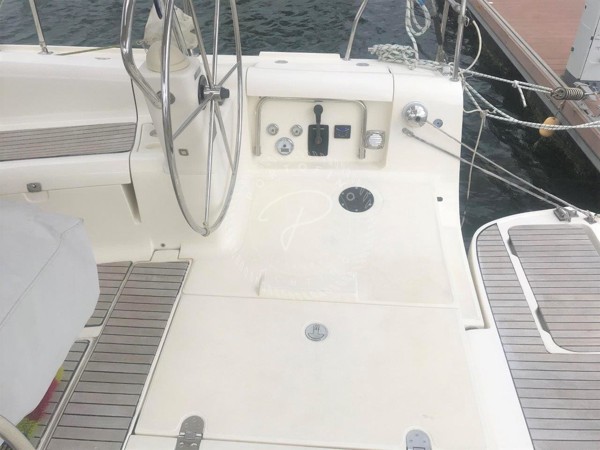 2012 AZUREE 40 VOYAGE