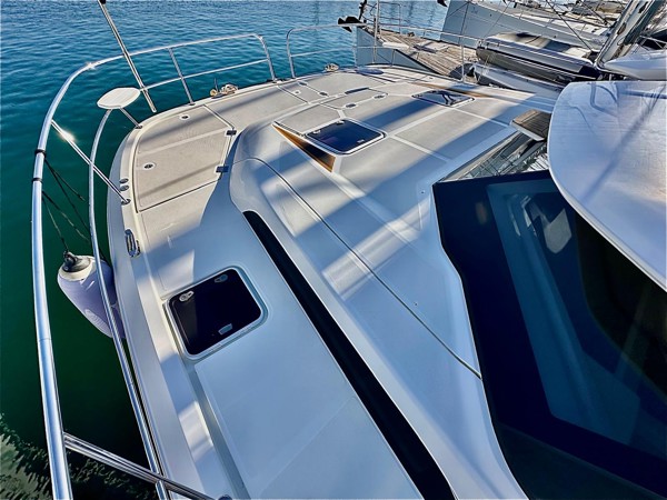 2021 AQUILA 44