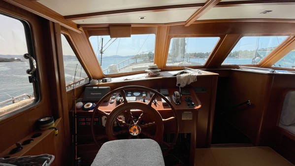 2011 TIRHANDIL CUSTOM 20 M WOODEN
