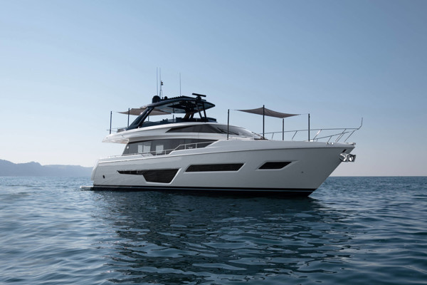 2023 FERRETTI 780