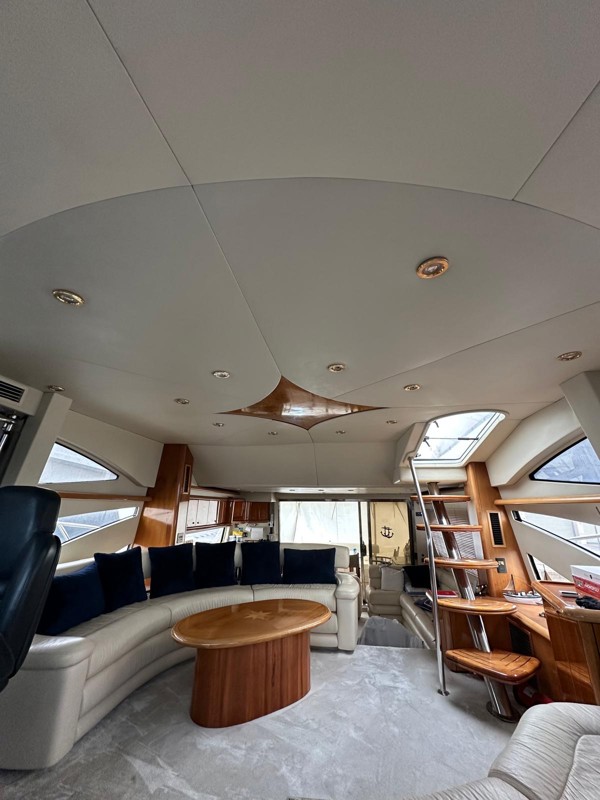 2000 SUNSEEKER MANHATTAN 64