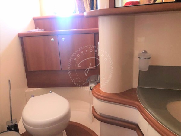 2010 AZIMUT 55 FLY