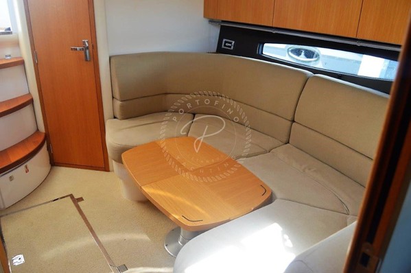 2012 FAIRLINE TARGA 38